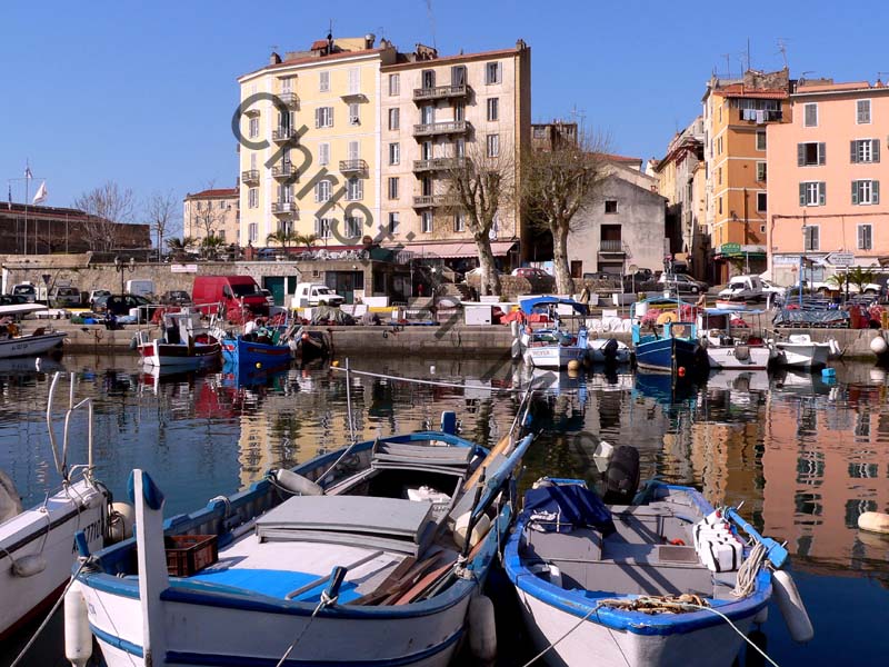 Corse port 003